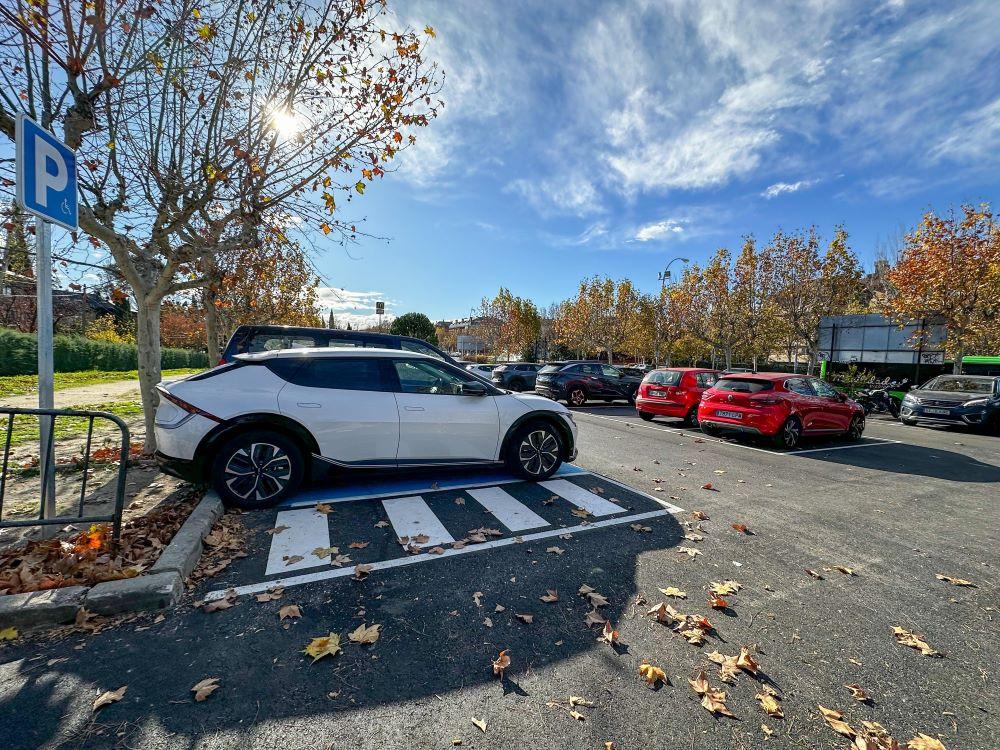 Imagen Majadahonda cuenta con 71 nuevas plazas asfaltadas en el aparcamiento del Zoco